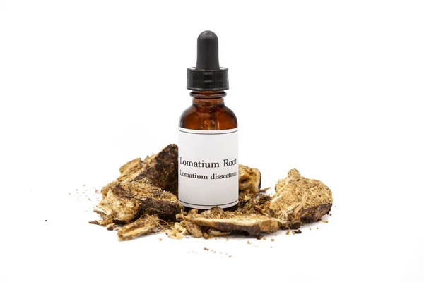 Lomatium Dissectum Tincture Dried Root Isolated White Background — Stock Photo, Image