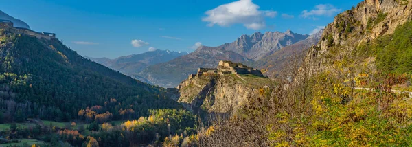 Paisaje Los Alpes Meridionales Franceses Medio Gran Valle Briancon Otoño — Foto de Stock