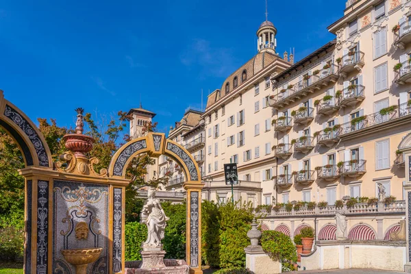 Stresa イタリア Oktober 2022年 ストレサのマグジョアーレ湖のグランドホテル ボロメの庭の彫刻 — ストック写真