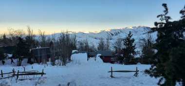 Nascer do sol na montanha