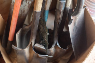 iş için bir dizi farklı araçlar