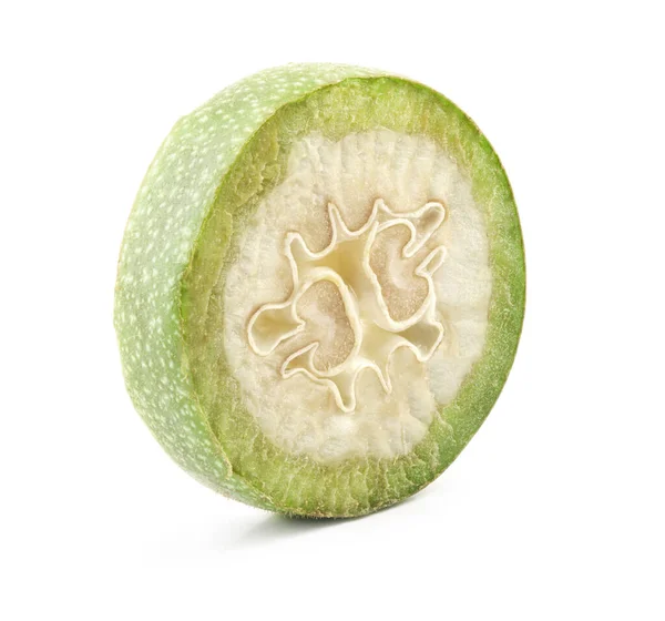 Řez Zelené Vlašské Ořechy Izolované Bílém Pozadí — Stock fotografie