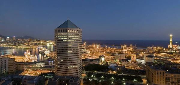 Cenova Şehri Merkezin Panoramik Manzarası - Stok İmaj