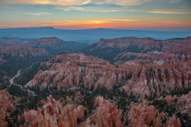 Southwest usa Bryce Canyon National Park (a rocky town of red-rose towers and needles in a closed amphitheater)