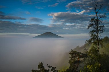 Bohem İsviçre 'de Sonbahar Sabahı, Bohemya, Çek Cumhuriyeti