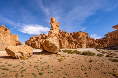 Güney Bolivya dağlarında tuhaf kayalar