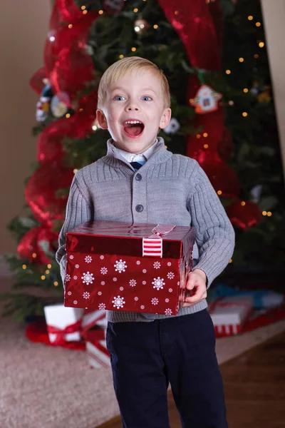 Excited Young Boy Ready Open Christmas Gift His Home Christmas — Fotografia de Stock