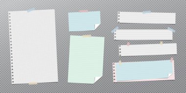 Beyaz ve renkli notlar seti, not defteri kağıdı metin veya reklam için gri şeffaf arkaplan üzerindedir. Vektör illüstrasyonu.
