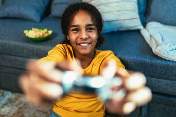 Young African American Little Girl Home Playing Video Games — Stock Photo, Image