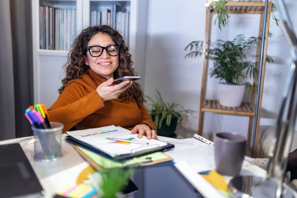 Young Woman Using Mobile Phone Working Home Make Voice Calls — Stock Photo, Image