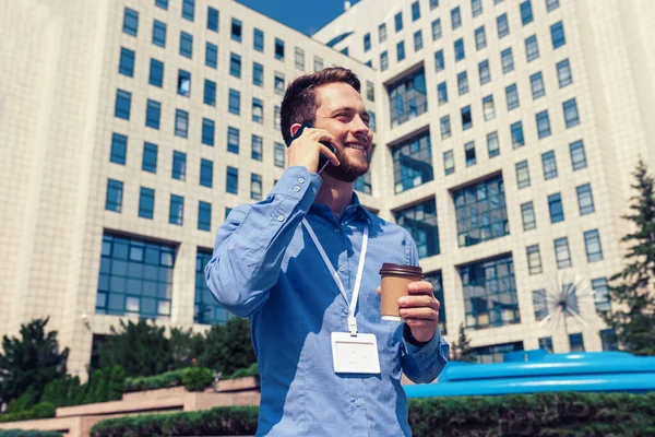 Young Urban Businessman Run Street Talking Smartphone Drinking Coffee — Stock Photo, Image