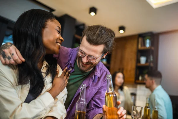Two Diverse Young Friends Laughing Together Dinner Together Friend Kitchen — Stock Photo, Image