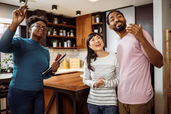 African American Real Estate Agent Showing House Multiracial Couple Realtor — Stock Photo, Image