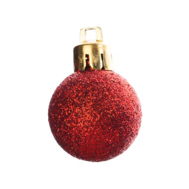 Kırmızı Noel topu beyaz arkaplanda izole edilmiş