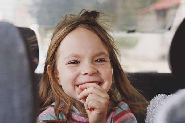 Happy Laughing Kid Girl Portrait — Stock Photo, Image