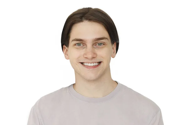 Πορτρέτο Του Χαρούμενος Όμορφος Νεαρός Άνδρας Φιλικό Χαμόγελο Κοιτάζοντας Κάμερα — Φωτογραφία Αρχείου