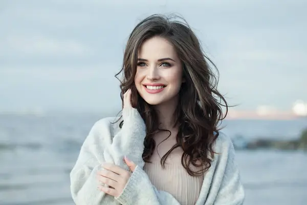 Happy Brunette Lady Outdoor Portrait Healthy Woman Blue Sea Sky Royalty Free Stock Images