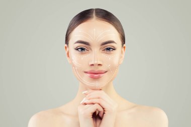 Mükemmel bir manken yüzü. İlaç, yüz tedavisi, masaj ve estetik ameliyat konsepti