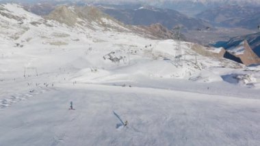 İHA, Kayakçı, Kayak Yamacı, Kayak, Dağ