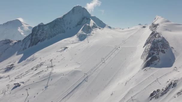 Drone Ski Slope Montanha Neve Teleférico — Vídeo de Stock