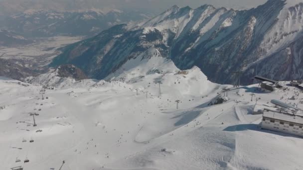 Drone Esqui Montanha Neve Ski Slope — Vídeo de Stock
