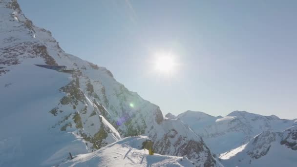 Drone Homme Montagne Ridge Neige — Video