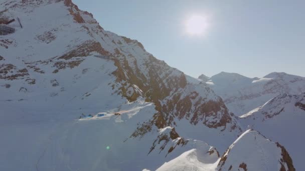 Zonlicht Drone Berg Sneeuw Majestueus — Stockvideo
