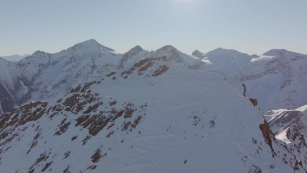 Drone Cross Mountain Snow Peak — Stok video