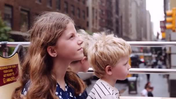 Bambini Che Viaggiano Autobus Visitano New York — Video Stock