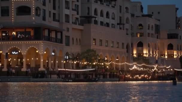 Видео Показывающее Отель Palace Downtown Движущийся Паром — стоковое видео