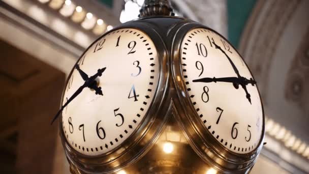 Relógio Tempo Ouro Grand Central Station Precisão — Vídeo de Stock