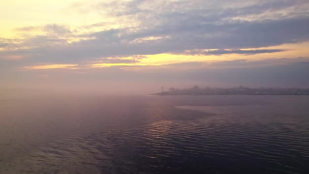 Mar Puesta Del Sol Océano Faro Stribfyr Drone — Vídeo de stock
