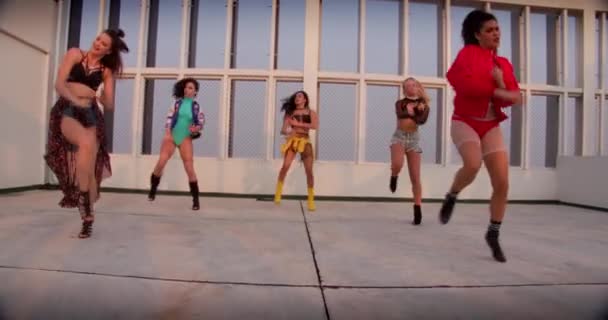 Women Dancing Urban Girl Band Rooftop — Vídeo de Stock