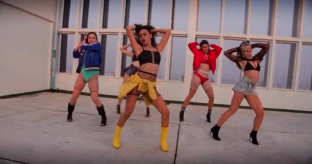 Women Dancing Crew Girl Band Rooftop — Stockvideo