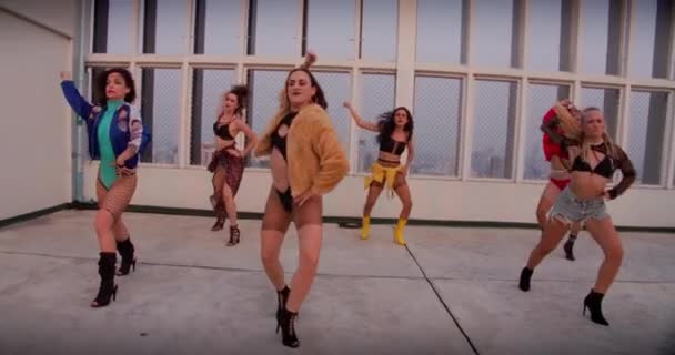 Women Dancers Crew Girl Band Rooftop — Video Stock