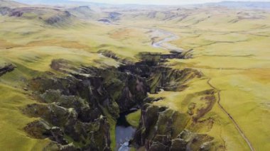 Drone, River, Canyon, Fjadrargljufur, Cliffs