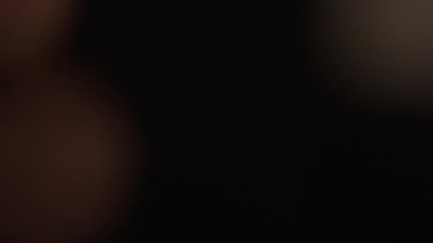 Bulanık Yatay Yanan Kibrit Çöpünün Yakın Çekim Görüntüsü Yavaşça Karanlık — Stok video