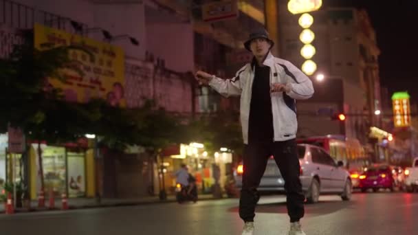 Attitude Hip Hop Breakdancing Man Bangkok — Vídeo de Stock