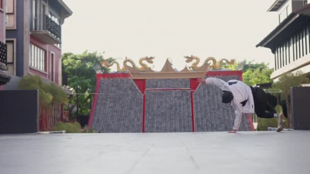 Breakdancing Flipping Generation Man Hip Hop — Video
