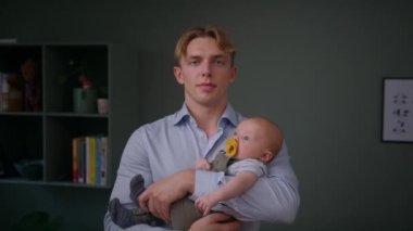 Portre, Baba, Bebek, Oğul, Tutma