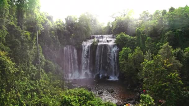 Daytime Drone Shot Slowly Moving Cascading Waterfall Phnom Kulen Cambodia — Stock Video