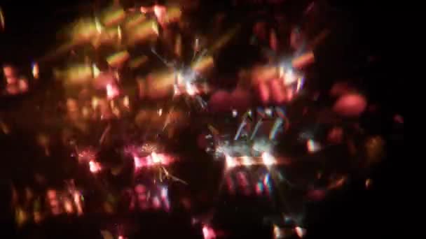 Eine Brennende Wunderkerze Mit Verschwommenen Goldeffekten Weißen Und Rosa Lichteffekten — Stockvideo