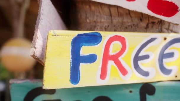 タイにある自由標識のビデオ — ストック動画