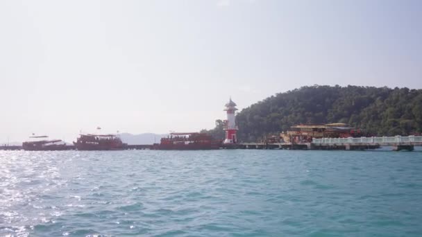Відео Показує Маяк Домашніми Човнами Bang Bao Pier Протягом Дня — стокове відео
