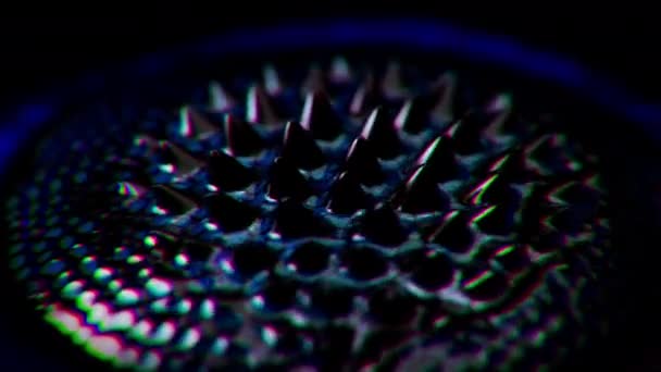 Nagranie Bliska Pokazujące Płynny Przepływ Ferrofluidu Kształcie Kolca — Wideo stockowe