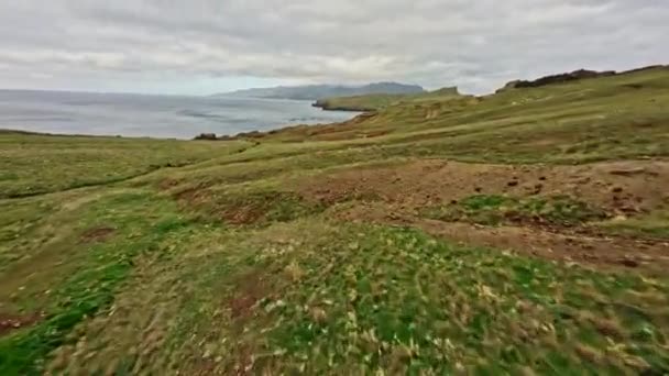 Beleza Encantadora Ilha Costeira Através Uma Perspectiva Imersiva Primeira Pessoa — Vídeo de Stock