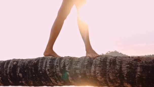 Close Shot Feet Take Confident Steps Rugged Texture Bent Palm — Stock Video