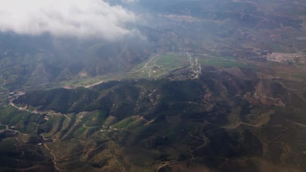 Elevada Perspectiva Desde Aire Captura Esencia Los Picos Montañosos Totalidad — Vídeos de Stock