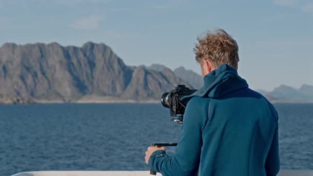 Une Prise Vue Arrière Cinéaste Enregistrant Voyage Ferry Milieu Des — Video