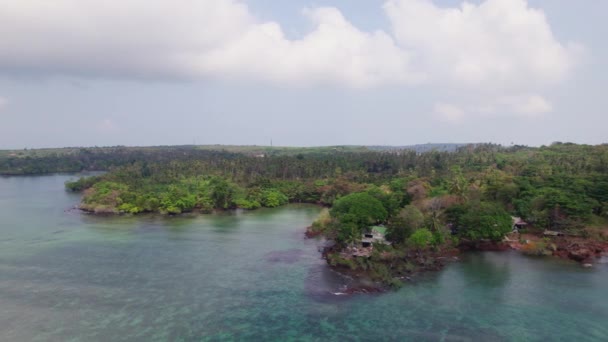 Flygfoto Den Fascinerande Skönheten Koh Mak Där Pulserande Greener Grönskande — Stockvideo